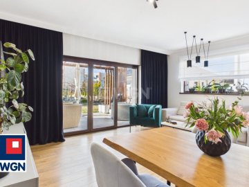 Zapraszam do zapoznania się z wyjątkową ofertą sprzedaży bliźniaka w Lubinie. 
 
Największą siłą tej nieruchomości jest ponad 3