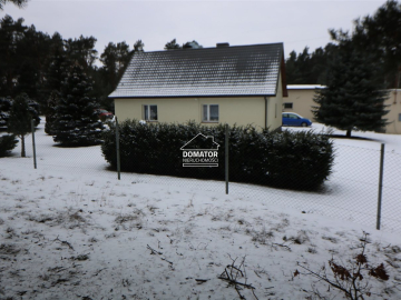 Dom z warsztatem i dużą działką 6370m2