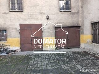 Okazja .Do wynajęcia magazyn 300m2 z garażem z kanałem i dwoma innymi garażami w super lokalizacji przy ulicy Grunwaldzkiej w B