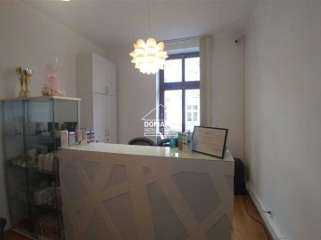 Atrakcyjny lokal 115 m2 na ulicy Długiej