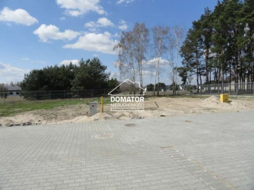 Na sprzedaż działka budowlana o powierzchni 822 m2 w Zielonce, gmina Białe Błota. 
Działka w kształcie prostokąta, położona prz