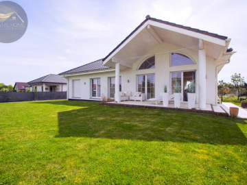 Piękny dom do wprowadzenia