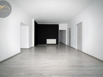 LOKAL UŻYTKOWY PRZY RYNKU NA SPRZEDAŻ