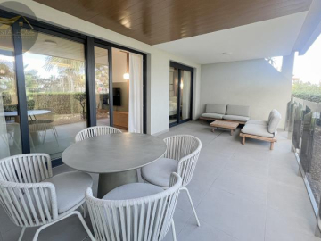 APARTAMENTY 50 METRÓW DO MORZA W PUNTA PRIMA