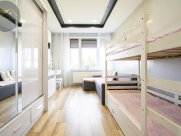 2 pokoje, 48m2 z balkonem, 1 piętro