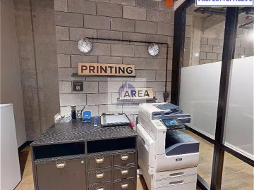 Śródmieście: umeblowane biuro na wynajem