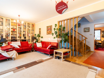 SPRZEDAM DOM W CETRUM KRAKOWA.