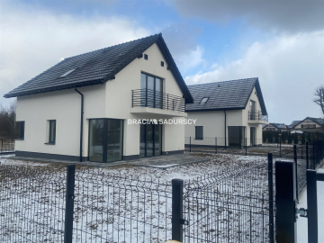 Kameralne osiedle domów w Liszkach!