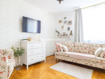 Wolnostojący dom w znakomitej lokalizacji