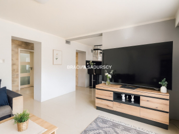 Dom wolnostojący na 15 arowej działce Opatkowice