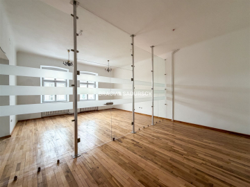 Powierzchnie biurowe, szkolne na Starym Mieście