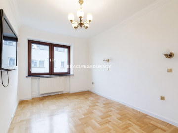 2 pok. mieszkanie 53,1m2,centrum,super lokalizacja