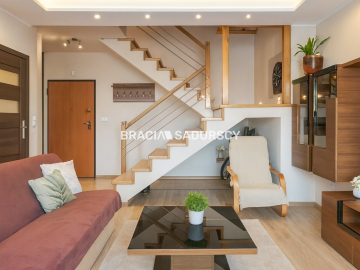 Dwupoziomowe mieszkanie na Ruczaju!