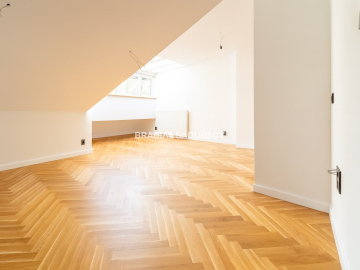 Krakowska Wenecja: Twój Nowy Dom w Sercu Kultury!