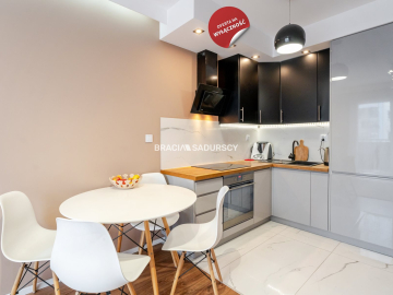 Duże mieszkanie idealne dla rodziny.