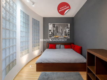 Na sprzedaż oferuję  mieszkanie  o powierzchni 40,23 m², zlokalizowane przy ul. Borkowskiej w Krakowie. 
Lokal położony jest na