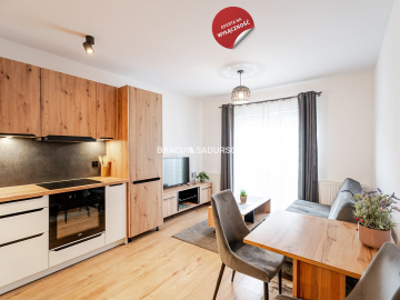 Nowoczesna w pełni wyposażona kawalerka.