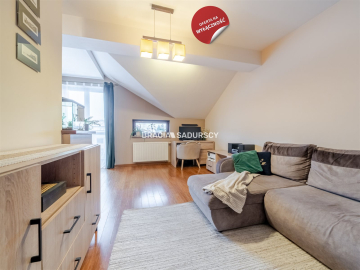 Dwupokojowe mieszkanie na strzeżonym osiedlu