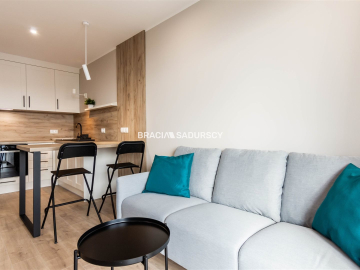 Wynajmę nowe 2-pok mieszkanie dla singla/ul.Reduta