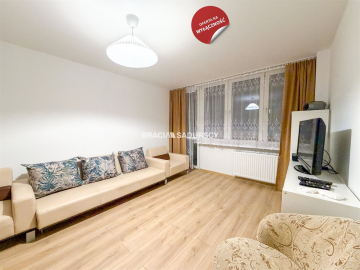 2pok na Białoruskiej, 4 piętro, winda, loggia