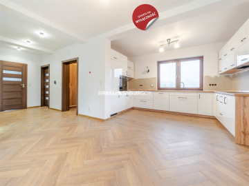 Nowe 3 pok. mieszkanie w domu wolnostojącym,7arów 