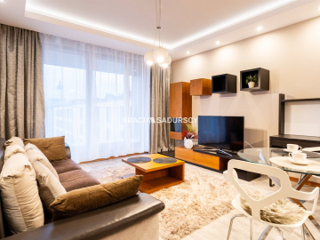 Nowoczesny apartament z dużym tarasem - Ul.Lubicz