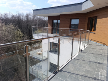 Apartament z tarasem na ostatniej kondygnacji 