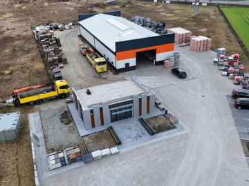 Rychłowice, gm. Wieluń | Budynek usługowy