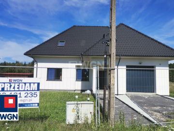 Wilków, dom, 5 pokoi, 180 m2, działka 803 m2, sprzedam, cena 799 000 zł.  
  
Na sprzedaż dom w stanie deweloperskim - cena 799