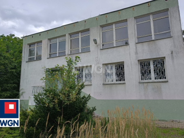 Żukowice, sprzedam obiekt, powierzchnia użytkowa 220 m2, działka 615 m2, 235 000 zł.  
  
Na sprzedaż obiekt znajdujący się w Ż