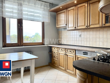 Sprzedam mieszkanie 65 m2, Głogów, 375 000 zł.

Na sprzedaż mieszkanie, znajdujące się na III piętrze bloku przy ulicy Władysła