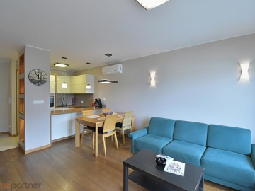 Olimipia port - 3 pokoje z klimatyzacją na wynajem