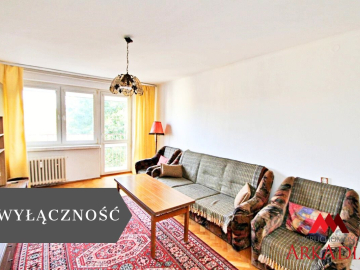 Na sprzedaż 2 pokoje ,53 m2, balkon loggia,Centrum