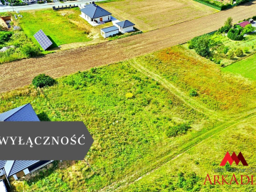 Arakcyjna działka w Kowalu 1000 m2