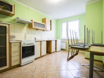 2 pokoje, balkon, 2 piętro /os. Zawiszów