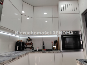 M-4 ul. Turystyczna, Jastrzębie Zdrój