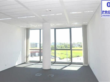 Włochy: lokal biurowy na wynajem