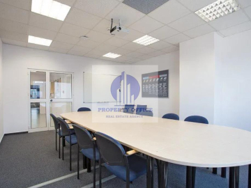 Włochy: lokal biurowy na wynajem