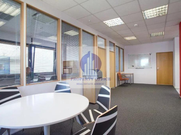 Włochy:lokal biurowy na wynajem