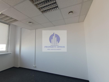 Włochy: lokal biurowy na wynajem