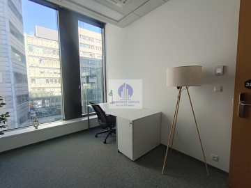 Śródmieście: umeblowane biuro na wynajem