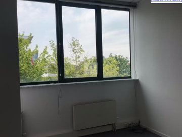 Praga Południe: lokal biurowy 218,09m2 do wynajęcia