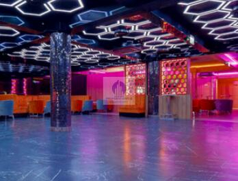 Śródmieście: lokal usługowo-gastronomiczny 210m2 na wynajem