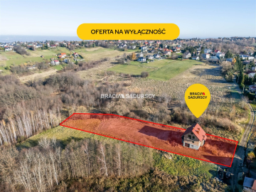 Dom  do własnej aranżacji na dużej działce.