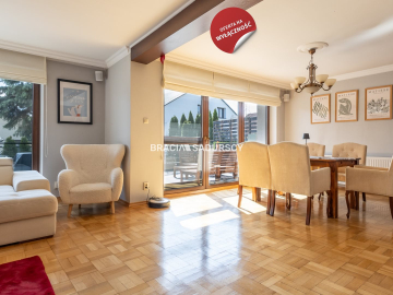 Zadbany dom wolnostojący ul. Wybickiego.