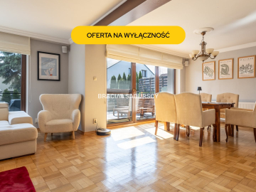 Zadbany dom wolnostojący ul. Wybickiego.