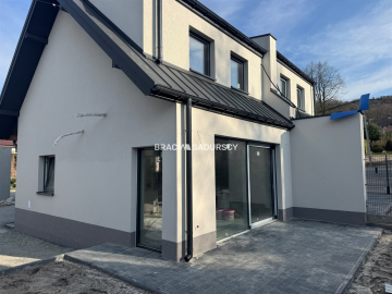 Ostatni Dom z tarasem + 2 m. postojowe Zabierzów