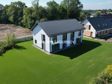 Dom w zabudowie blizniaczej, Lubocza, Kraków