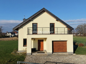 Dom, Kraków, ul Rumiakowa, 165 m 2 , działka 10 a, 1697 tys zł.  
 
Na sprzedaż nowoczesny dom jednorodzinny z 2023 roku, położ