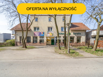 Budynek handlowo-mieszkanly Centrum Skawiny